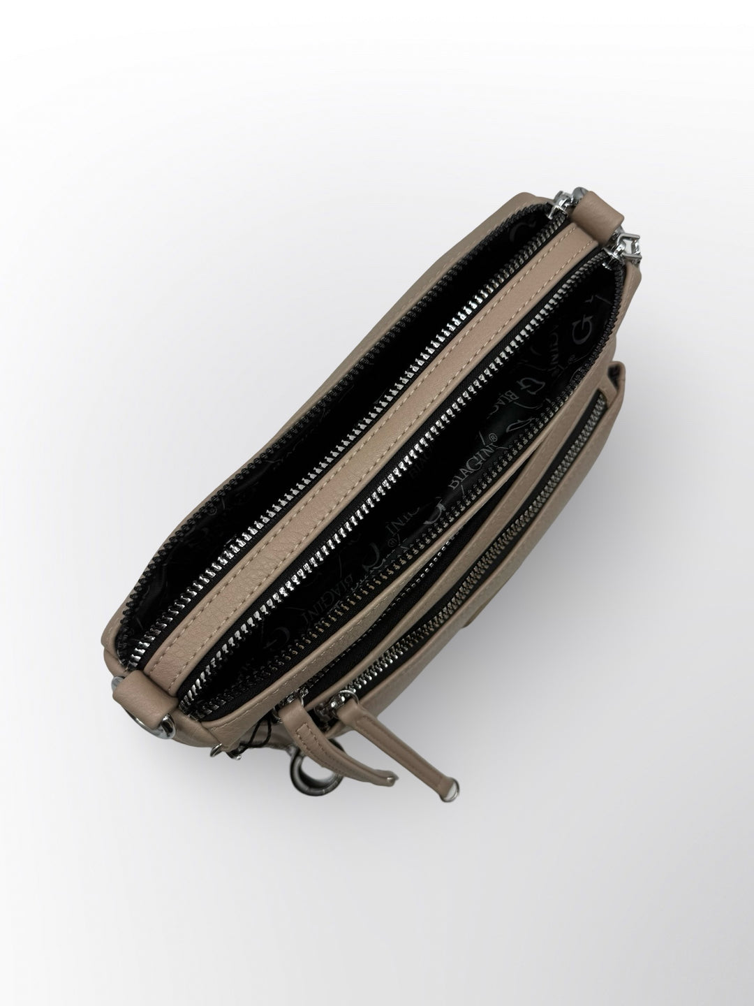 בז׳ ניילון פראדה  במבצע תיק נשים קליאופטרה BIAGINI