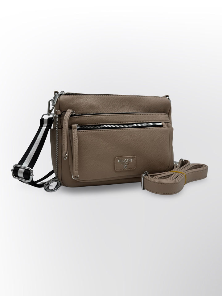 בז׳ ניילון פראדה  במבצע תיק נשים קליאופטרה BIAGINI