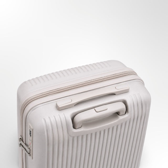 סט 3 מזוודות קשיחות שחור מסדרת SWISS-TRAVEL